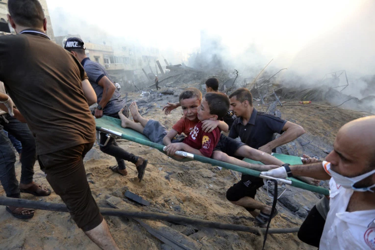 495857_gaza-decaci_f