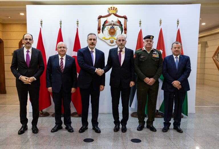 AA-20250309-37289326-37289322-VO_AMAN_SE_ODRZHUVA_SOSTANOK_MEGJU_TURKIJE_JORDAN_IRAK_LIBAN_I_SIRIJA_ZA_REGIONALNATA_BEZBEDNOST