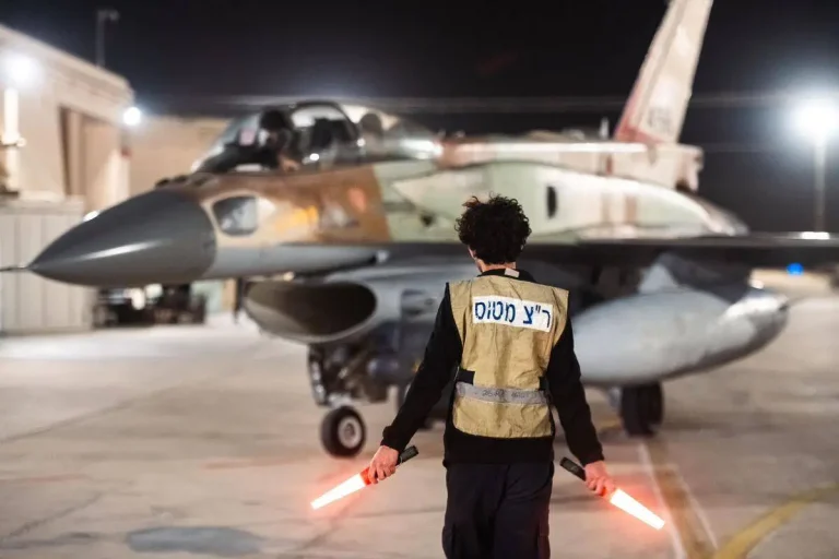 AA-20241026-36021537-36021536-ISRAEL_ANNOUNCED_IT_STRUCK_MILITARY_TARGETS_IN_IRAN-1