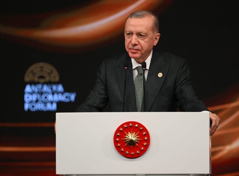 AA-20250411-37604456-37604455-ERDOGAN_OD_FORUMOT_ZA_DIPLOMATIJA_VO_ANTALIJA_POVIKA_NA_GLOBALEN_MIR_I_GI_OSUDI_AKTSIITE_NA_IZRAEL