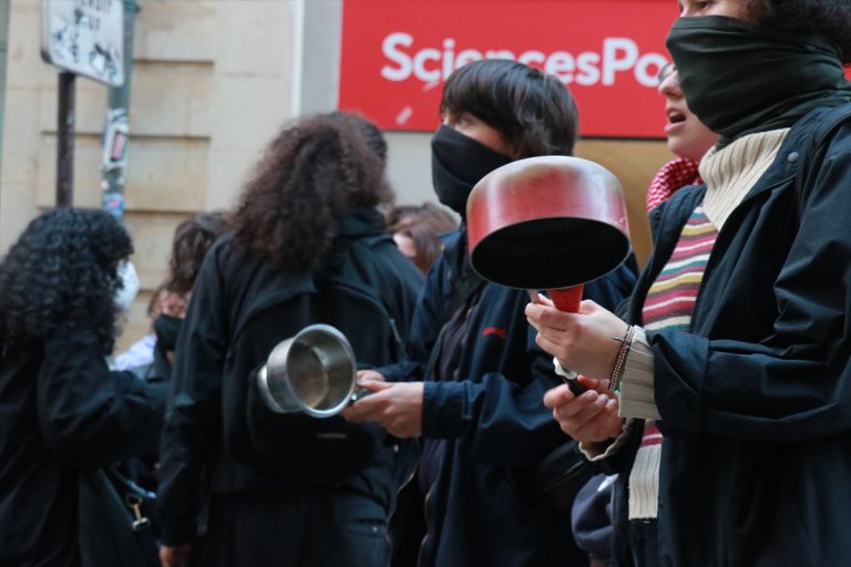 AA-20250425-37744044-37744026-STOTITSI_STUDENTI_NA_FRANTSUSKIOT_SAJANES_PO_NA_PROTEST_ZA_PODDRSHKA_NA_PALESTINA