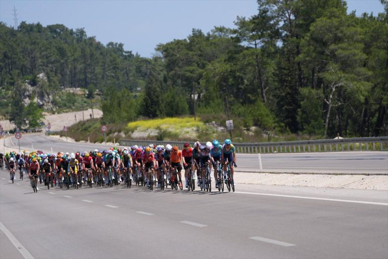 AA-20250428-37777447-37777445-NIZ_TURKIJE_SE_VOZI_60_PRETSEDATELSKA_VELOSIPEDSKA_TRKA