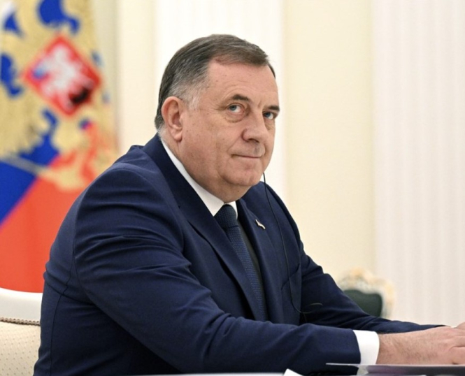 440889-dodik-site-srpski-sluzhbenici-da-se-povlechat-od-bih