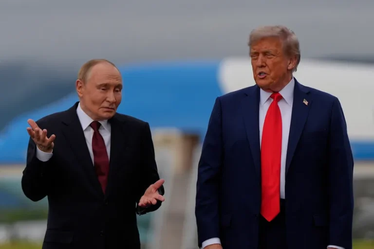 vladimir-putin-donald-tramp-aljaska-14-830x553-1