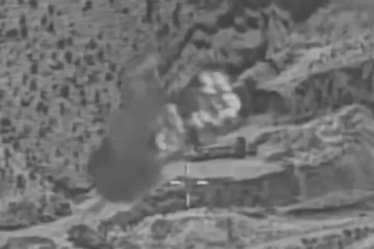 b_260228127