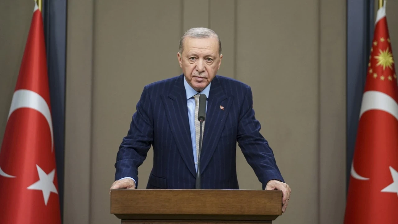 recep-tayyip-erdogan-13-djie_cover